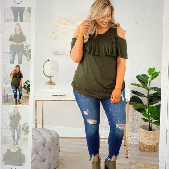 B.E. Stage COLD SHOULDER TOP - Picture 2 of 5